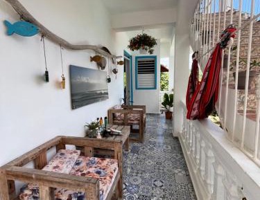 Deluxe Room (2 Adults + 1 Child)