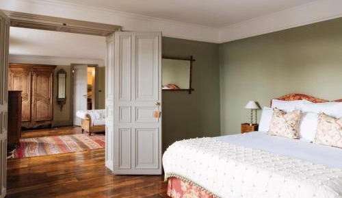 Suite with Garden View