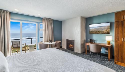  Deluxe King Room with Fireplace