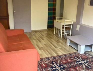 Room #1183963201
