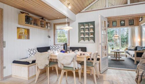 Three-Bedroom Vacation Home 