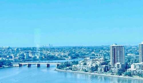 Apartment with City View