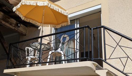 Apartment with Balcony