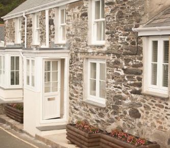 Cobb Cottage - Three Bedroom House