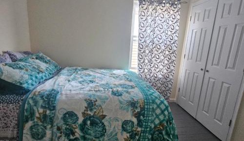 Standard Double Room with Shared Bathroom