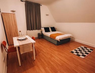 Double Room with Shared Bathroom