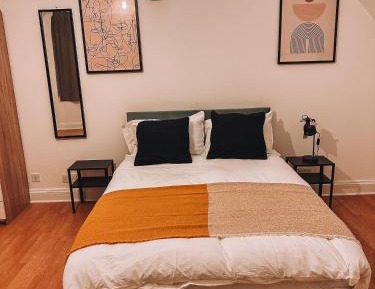 Double Room with Shared Bathroom