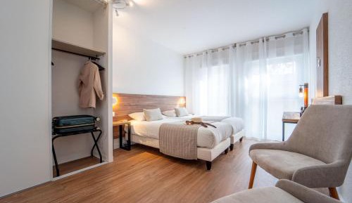 Comfort Double or Twin Room with Garden or Street View