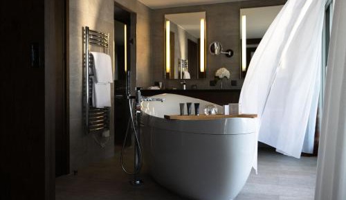Deluxe Junior Suite