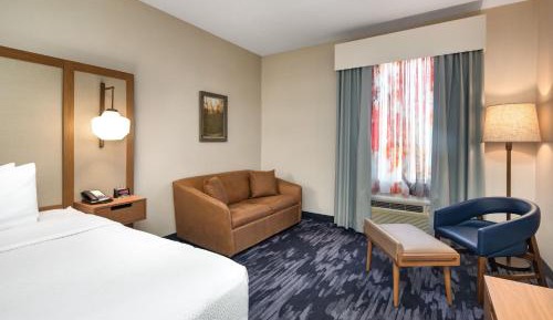 King Room with Sofa Bed