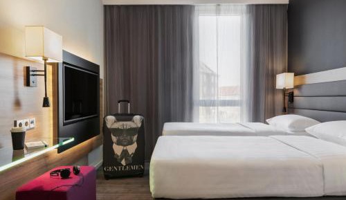 Moxy Twin Sleeper Room with City View