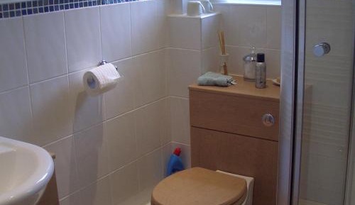 Twin Room with Private Bathroom