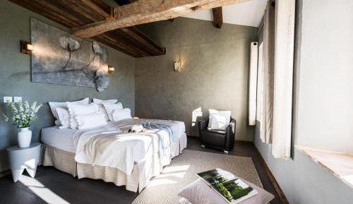 Deluxe Double Room with Shower