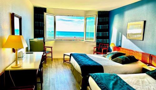 Family Room with Sea View