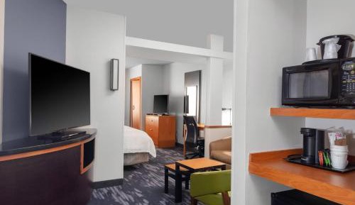 Studio with Two Queen Beds, Roll-In Shower and Sofa Bed - Mobility Access/Hearing Accessible