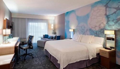 Larger King Room with Sofa Bed