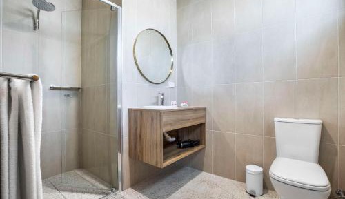 Standard Triple Studio