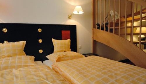 Junior Suite (3 Adults + 2 Children)