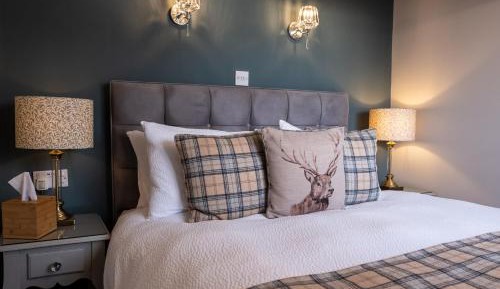 Deluxe Double Room with Shower