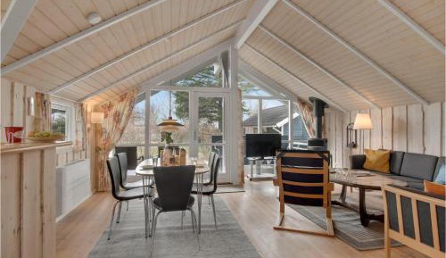 Three-Bedroom Vacation Home 