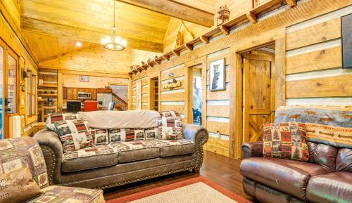 Three-Bedroom Vacation Home 