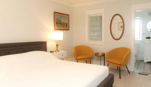 Queen Suite