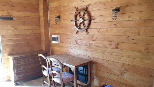 Superior Family Room