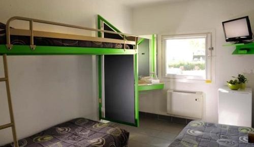 Triple Room with Shared Bathroom