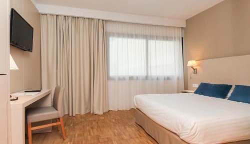 Deluxe Double or Twin Room - Ground Floor