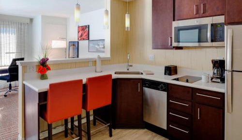 King Studio with Sofa Bed