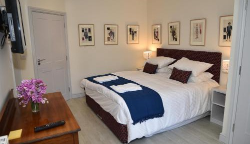 Large Double or Twin Room