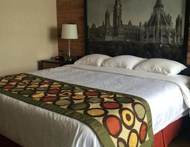 King Room - First Floor - Non-Smoking