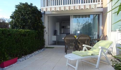 Apartment (5 Adults)