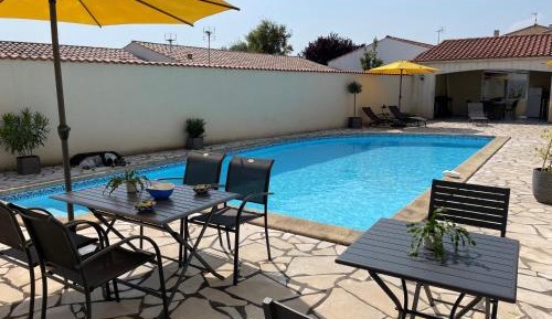 Double Room with Pool View