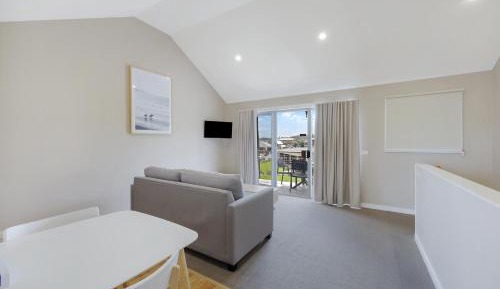 Villa with Sofa Bed - Split Level