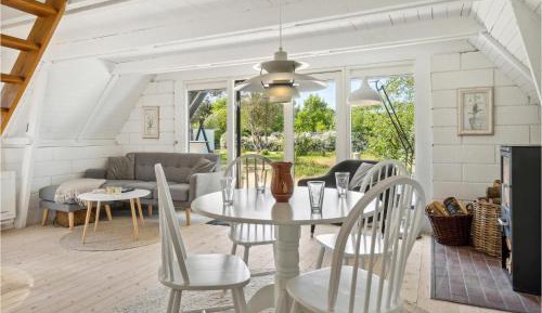 Two-Bedroom Holiday Home