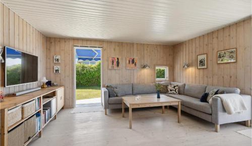Three-Bedroom Vacation Home 