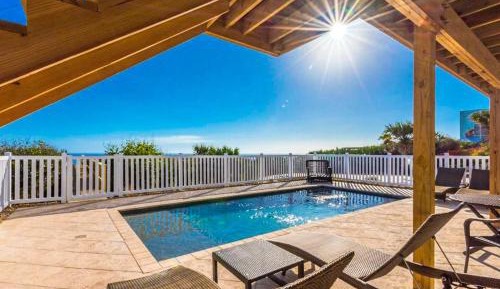 Six-Bedroom Holiday Home