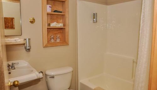 Standard Suite