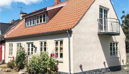 Two-Bedroom Holiday Home