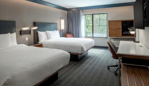 Standard Queen Room with Two Queen Beds