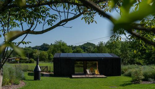 Suite with Mountain View