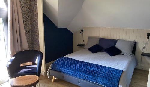 Queen Room with Garden View