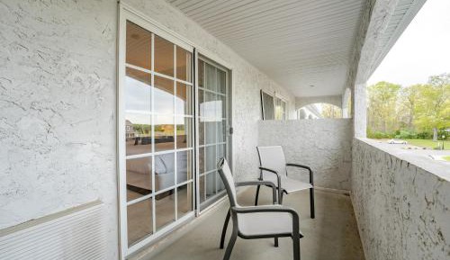King Room with Balcony