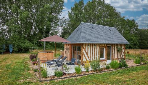 One-Bedroom Apartment with Garden View
