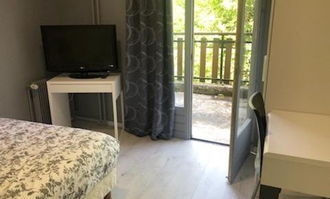 Single Room with Mountain View