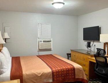 Queen Room