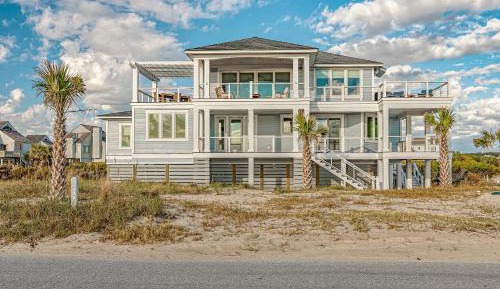 Four-Bedroom Vacation Home