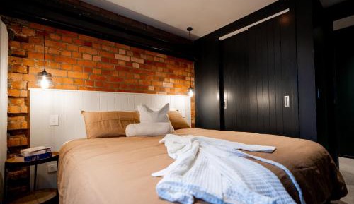 Egmont (Two-Bedroom Apartment)