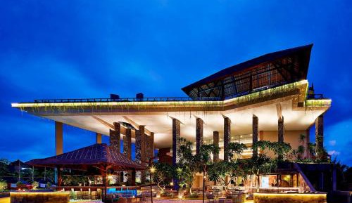 Deluxe Twin Room with Pool View and Free Kids Activity